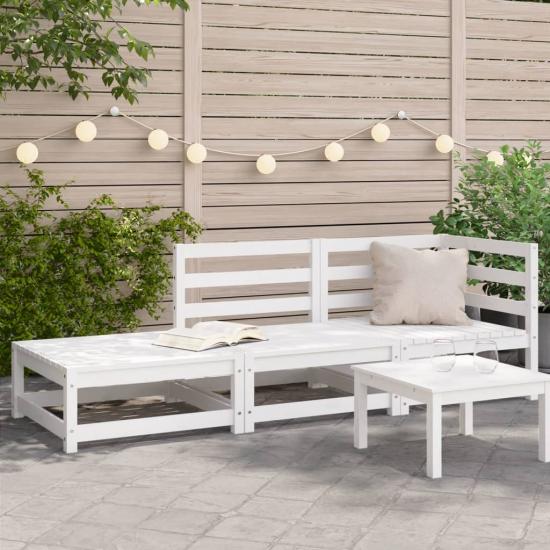 Kétszemélyes fehér tömör fenyőfa kerti kanapé lábzsámollyal