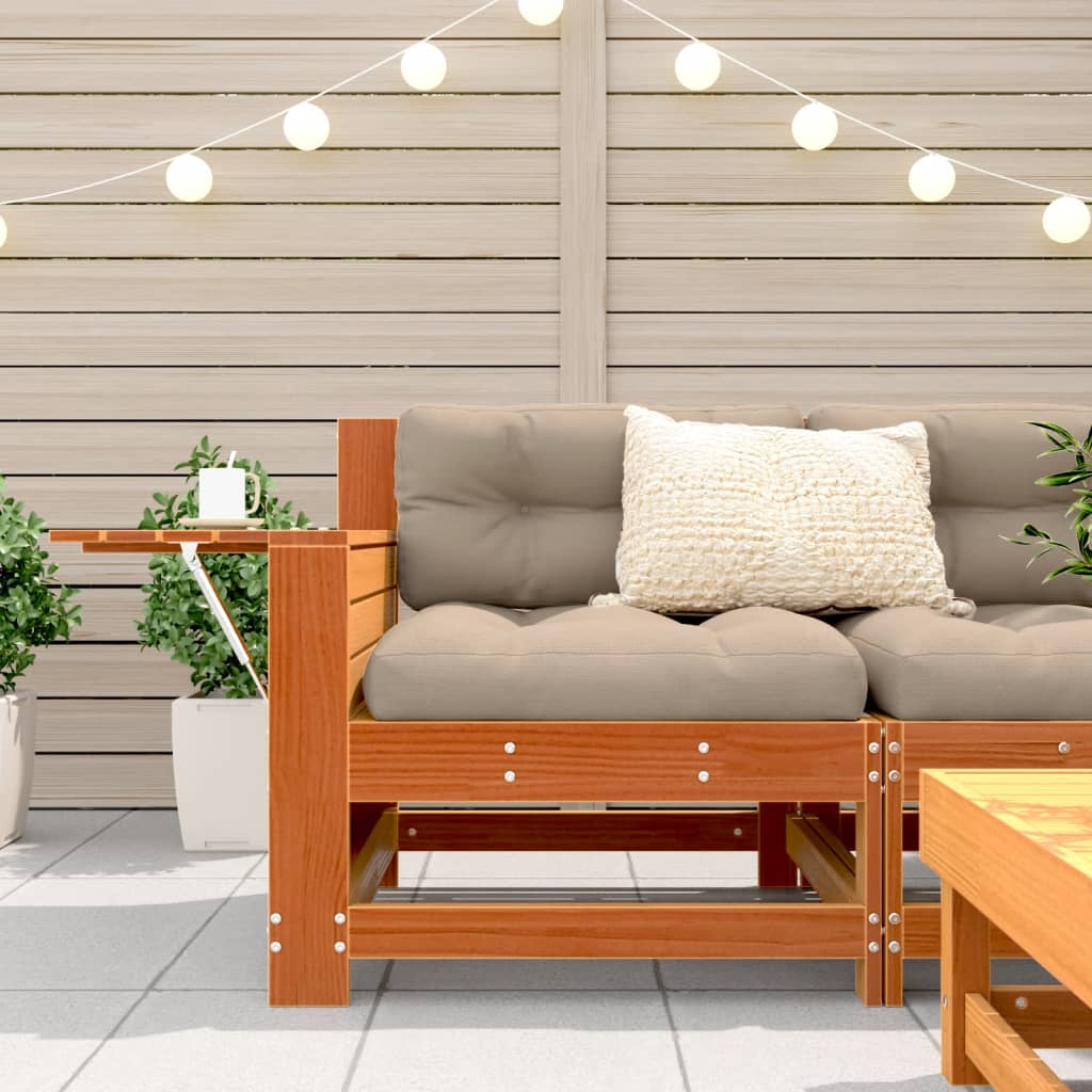 Viaszbarna tömör fenyőfa kerti karfás kanapé kisasztallal