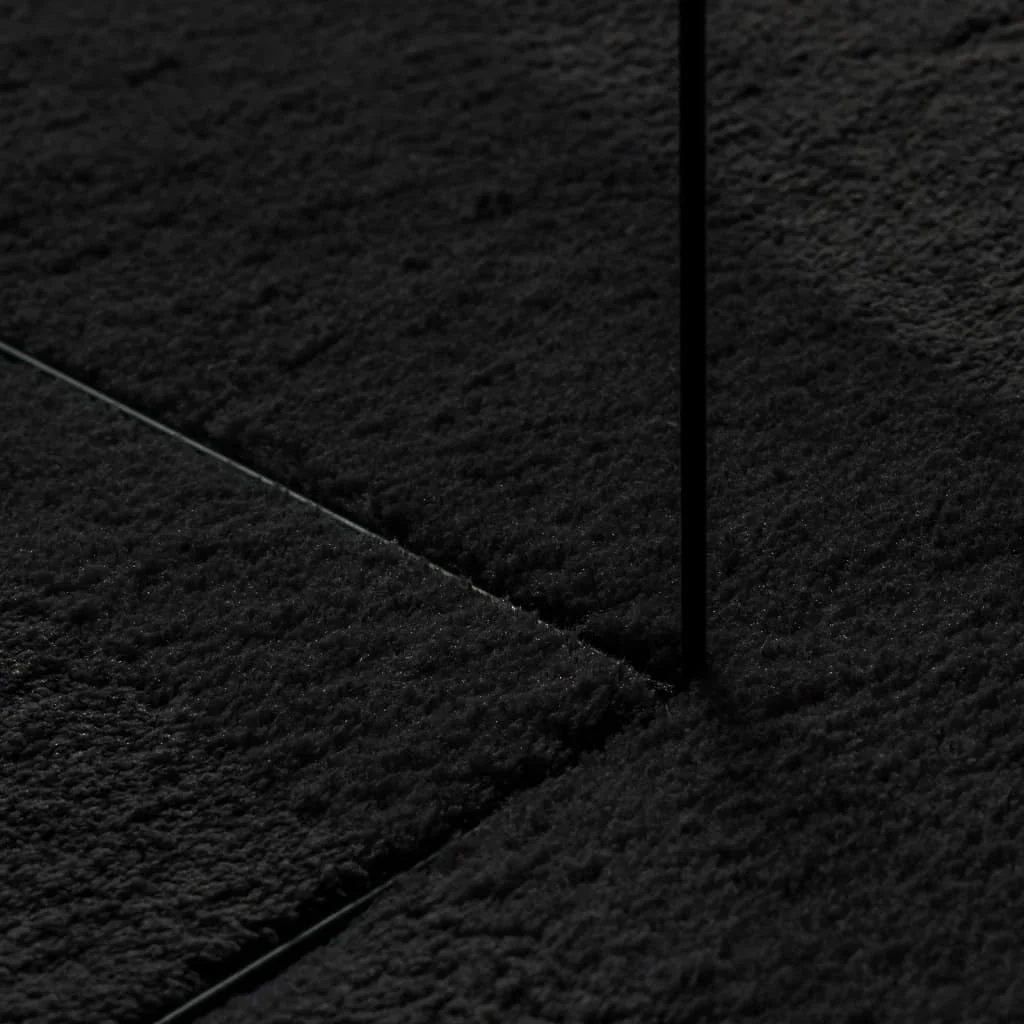 HUARTE fekete rövid szálú puha és mosható szőnyeg 240 x 340 cm